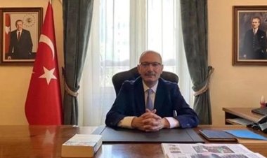 عاجل.. السفير التركي يقدم خطاب اعتماده  في مصر