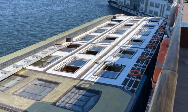 محافظة الأقصر توضح أسباب غرق فندق عائم بنهر النيل