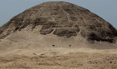 «اللصوص نهبوه وحرقوه».. مدير متحف الآثار بالإسكندرية يكشف تفاصيل عن «هرم هوارة»
