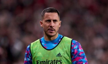 هازارد يقترب من الإعلان عن اعتزاله نهائيًا