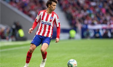 حال رحيله إلى الاتحاد.. جواو فيليكس بديل محمد صلاح في ليفربول