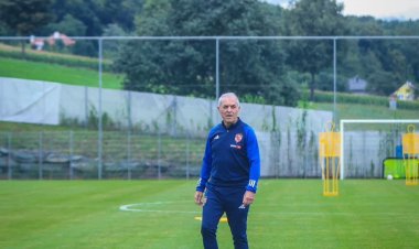 كولر يجتمع بجهازه المعاون لدراسة اتحاد العاصمة 