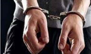 عصابة شرطة مزيفة تستولى على مليون و500 ألف جنيه من طالب وشقيقه في أكتوبر