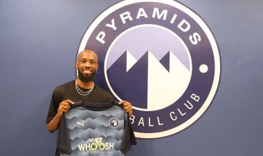 بلاتي توريه يغادر معسكر بيراميدز بتركيا وينضم لمنتخب بلاده بوركينا فاسو