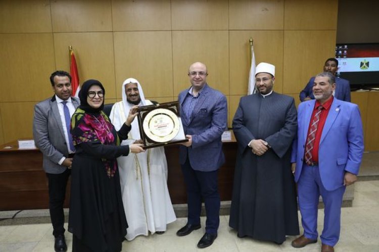 محافظ بني سويف يشهد فاعليات الحفل الختامي لقوافل المحبة