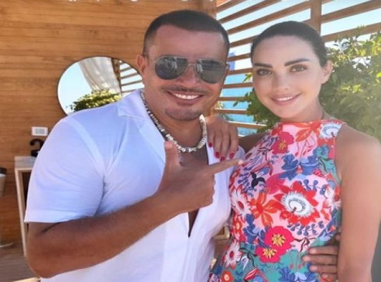 بعد أنباء ارتباطها بـ عمرو دياب.. داليدا خليل ترد: «صباح الهضبة»