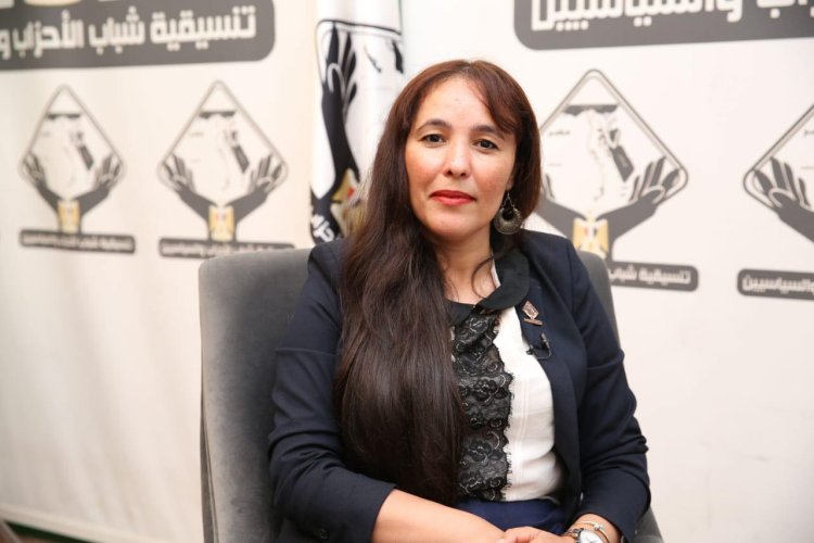 الحوار الوطني.. ممثلة «التنسيقية» تتحدث عن فكرة الشراكة في الثروة أثناء «الزواج»