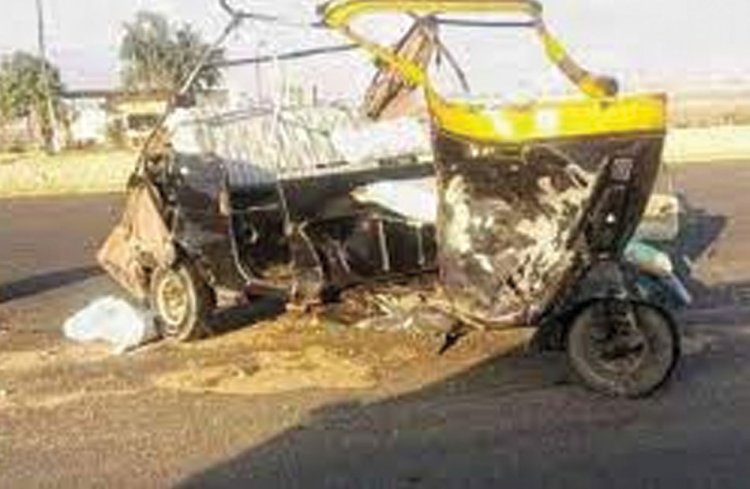 مصرع شخص وإصابة 2 آخرين في تصادم بالإسماعيلية