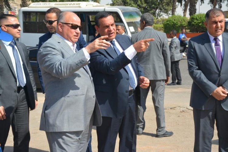 وزير التنمية المحلية ومحافظ القاهرة يتفقدان عددًا من المشروعات الخدمية