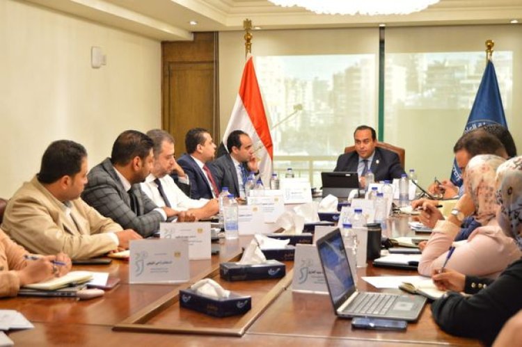 رئيس هيئة الرعاية الصحية: العنصر البشرى أهم الأولويات بمنظومة العمل