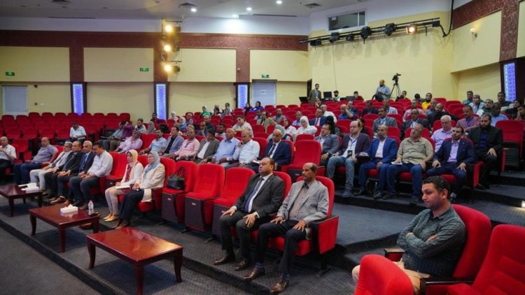 4 جلسات نقاشية بملتقى العاملين بالمراجعة الداخلية والحوكمة بوزارة الشباب