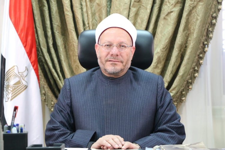 أسامة الأزهري يهنئ مفتي الجمهورية بثقة الرئيس بالتجديد له