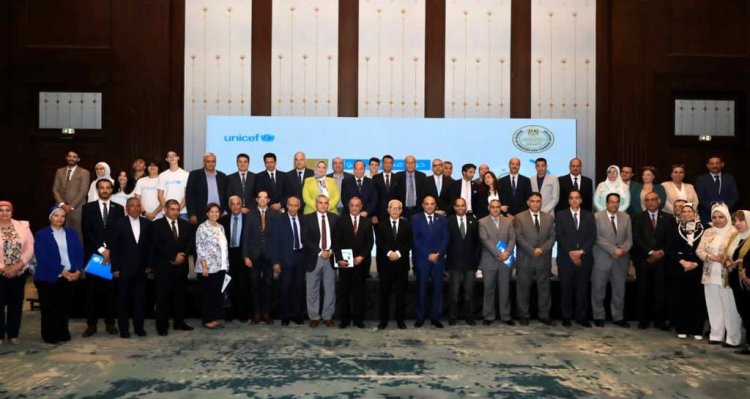 وزير التعليم يستعرض توصيات الحوار المجتمعى لمناقشة الخطة الاستراتيجية للوزارة 2024-2029