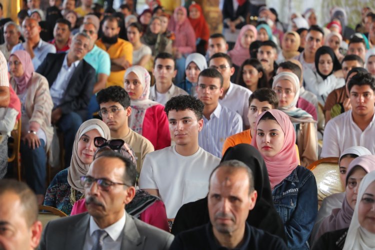 محافظ دمياط تُكرم أوائل الشهادات العامة والأزهرية