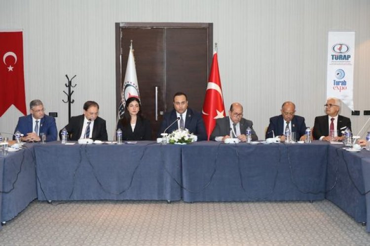 الرعاية الصحية: التأمين الصحي الشامل عالج التغطية التمويلية للقطاعين العام والخاص