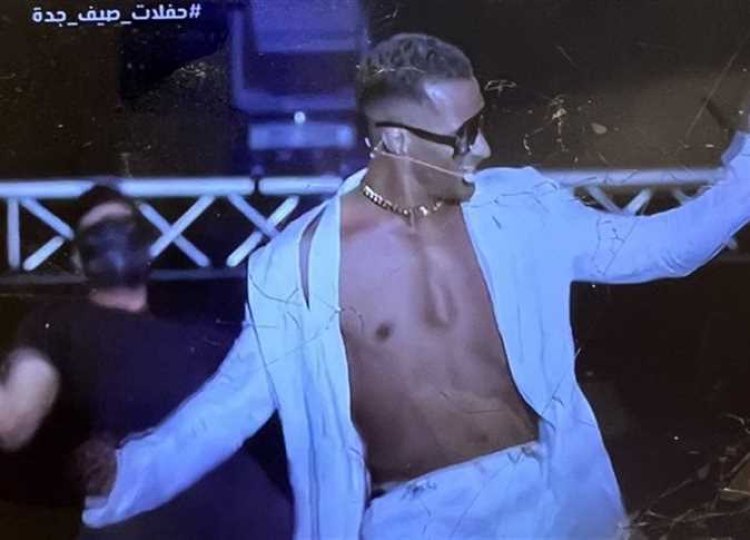 محمد رمضان لجمهوره في حفله بجدة: «بيحسدوني عليكم.. أنتم نمبر 1 الحقيقيين»