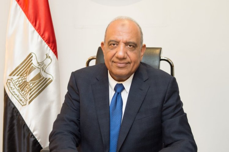 وزير قطاع الأعمال العام يبحث مؤشرات أداء القابضة للتشييد والتعمير ويراجع تنفيذ المشروعات