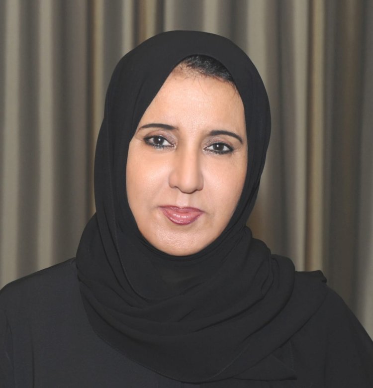 ميثاء الشامسي: يوم المرأة الإماراتية تذكير بدور قيادة الدولة الرشيدة ودور أم الإمارات