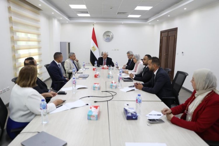 وزير التعليم العالي يستقبل وفدًا من مؤسسة السيفير لبحث سُبل التعاون المُشترك