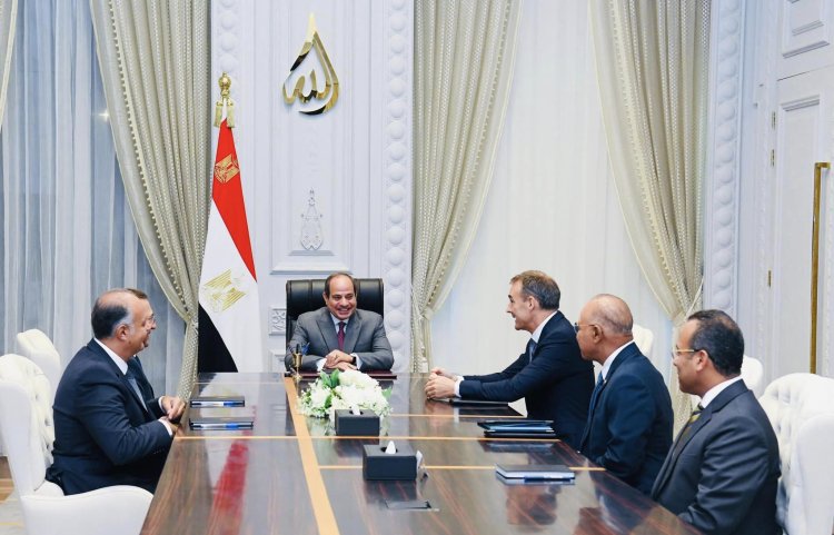 الرئيس السيسي يستقبل «برنارد لوني» الرئيس التنفيذي لشركة «بريتيش بيتروليوم BP»