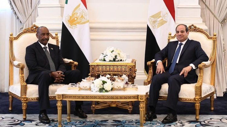 زيارة قائد الجيش السوداني لمصر.. رسائل ودلالات
