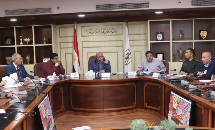 برئاسة محافظ بني سويف: الموافقة على 77 طلب تقنين ”جديد وإعادة عرض” وقبول 2 تظلم