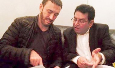 رفيق الدرب.. كاظم الساهر ينعي الشاعر كريم العراقي