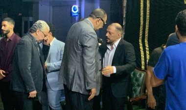 نجوم الفن في عزاء شقيق عمرو عبد الجليل بمسجد عمر مكرم.. صور
