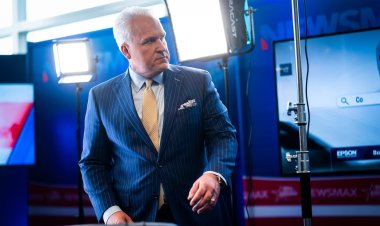 موظفة سابقة تقاضي CPAC بدعوى التحيز العنصري والتشهير من قبل شلاب وآخرين