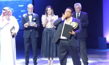 خالد جلال عن تكريمه بمهرجان المسرح التجريبي: تتويج لسنوات من العمل المسرحي