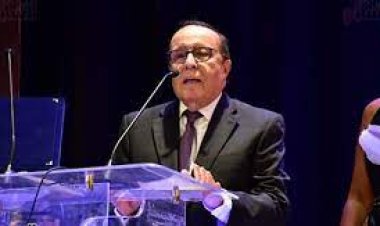 مخرج من الجيل الذهبي.. المخرج محمد فاضل يحيي ذكرى وفاة علي عبد الخالق