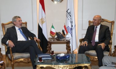 وزير النقل يبحث مع السفير الايطالي مستجدات تسيير خط رورو لنقل الحاصلات الزراعية سريعة التلف