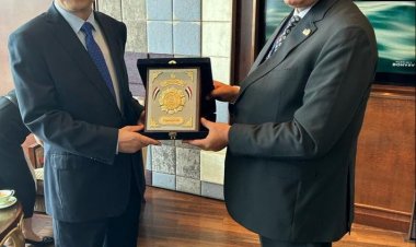 وزير التنمية يبحث مع القيادات الحزبية والسياسية الصينية مجالات التعاون المشترك
