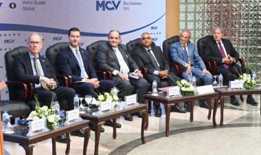أحمد سمير: الدولة حريصة على التوسع فى صناعة السيارات الصديقة للبيئة
