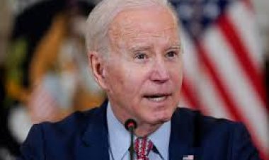 جراح  يكشف خضوع جو بايدن لعمليات تجميل شد وحقن وزراعة شعر