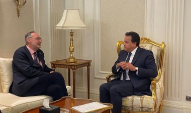 وزير الصحة يستقبل مدير معهد الالتهابات البكتيرية في ألمانيا لمناقشة التعاون المشترك