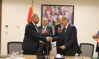 توقيع مذكرتى تفاهم بين قطاع الكهرباء وشركة EDF الفرنسية للاستفادة من خبراتها