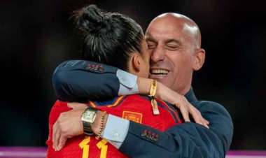 هيرموسو تتقدم بشكوى رسمية ضد رئيس الإسباني بتهمة الاعتداء الجنسي