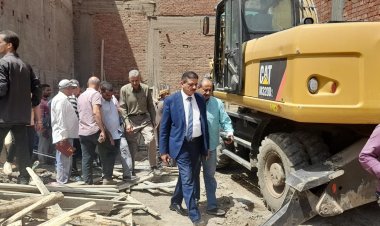 محافظ أسيوط يكلف القيادات بتكثيف حملات إزالة التعديات