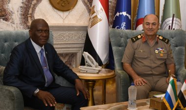 رئيس أركان القوات المسلحة يلتقى نائب وزير الدفاع السيراليونى في الاجتماع الأول للجنة التعاون العسكرى المصرية السيراليونية