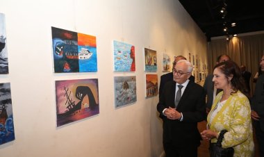 وزير التعليم يفتتح المعرض الفنى لرسومات طلاب المدارس حول الهجرة غير الشرعية
