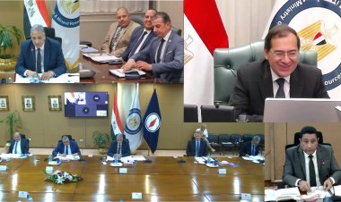 وزير البترول يشيد بأهمية منطقة ميناء الحمراء البترولي والعلمين البترولية 