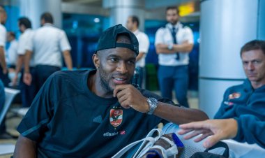 الدوري الفرنسي يهنئ موديست بعد انضمامه إلى الأهلي