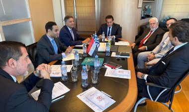 وزير الصحة يعقد 3 اجتماعات مع مسئولي مجموعة «أثينا الطبية» لبحث التعاون بالقطاع الصحي