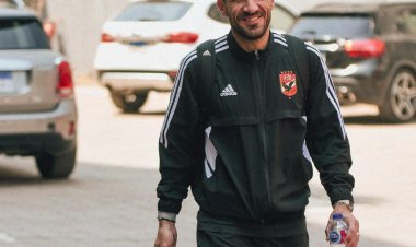 شوبير: غياب نجوم الأهلي أمام سموحة.. ويكشف عن موعد عودة المصابين