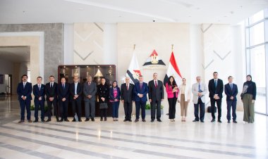 اطلاق فعاليات الجلسة الـ 14 من المنتدى الفكري حول «الانعكاسات الاقتصادية للثورة الصناعية الرابعة»