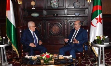 عباس يلتقي تبون ويؤكد: لم نحتج أي شيء إلا وكانت الجزائر سباقة في تقديمه للشعب الفلسطيني