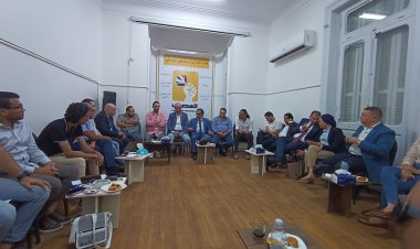 فريد زهران يلتقي شباب القوى السياسية لاستطلاع رأيهم فيما يخص انتخابات الرئاسة 