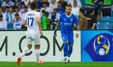 الهلال السعودي يخطف تعادلا صعبا أمام نافباخور في دوري أبطال آسيا