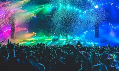 تفسير حلم رؤية شخص مشهور والتحدث معه 